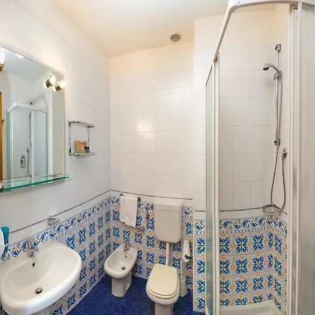 Ariston Bibione