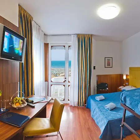 Otel Ariston 4*