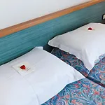 Ariston Hotel 4*