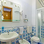 Ariston Hotel 4*